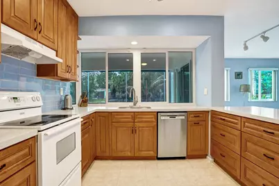 5211 SW 91st Terrace, Cooper City, FL 33328 - Photo 15