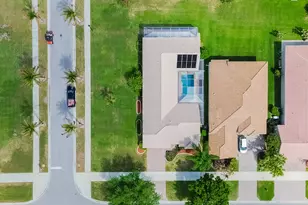 668 SW Lake Charles Cir, Port Saint Lucie, FL 34986 - Photo 33