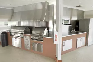 8921 S Hollybrook Blvd, Pembroke Pines, FL 33025 - Photo 11