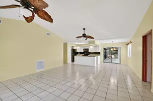 1074 Northumberland Ct, Wellington, FL 33414 - Photo 47