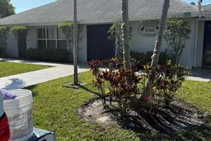 8205 NW 61st St, Tamarac, FL 33321 - Photo 5