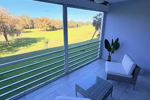 605 Oaks Dr, Pompano Beach, FL 33069 - Photo 23