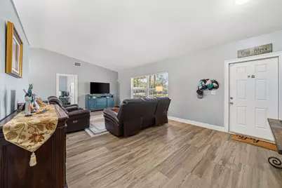 167 Ponce De Leon Street, Royal Palm Beach, FL 33411 - Photo 7