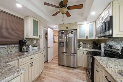 5340 NW 2nd Avenue NW #226, Boca Raton, FL 33487 - Photo 3