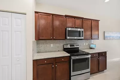 10415 Wellington Parc Drive, Wellington, FL 33449 - Photo 11