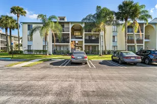 1108 Green Pine Blvd, West Palm Beach, FL 33409 - Photo 1