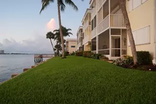 131 Doolen Ct, North Palm Beach, FL 33408 - Photo 1