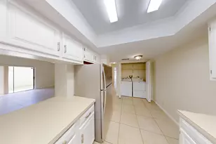 3149 Kingswood Terrace, Boca Raton, FL 33431 - Photo 7