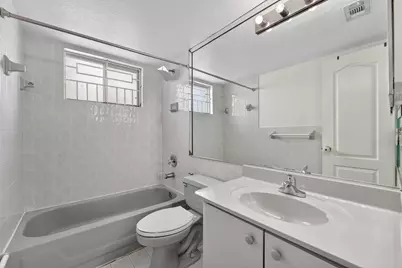 7011 W 29th Avenue #125, Hialeah, FL 33018 - Photo 17