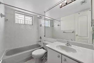 7011 W 29th Ave, Hialeah, FL 33018 - Photo 17