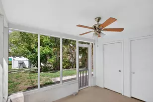 371 SE 1st Ave, Pompano Beach, FL 33060 - Photo 13