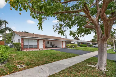 371 SE 1st Avenue, Pompano Beach, FL 33060 - Photo 1