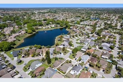 8584 Shawe Way, Boca Raton, FL 33433 - Photo 27