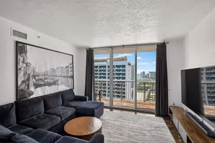 1750 N Bayshore Dr, Miami, FL 33132 - Photo 11