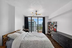 1750 N Bayshore Dr, Miami, FL 33132 - Photo 19