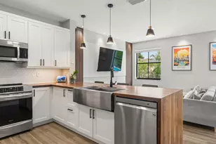 1089 Tupelo Way, Weston, FL 33327 - Photo 7