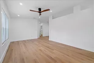 6571 NW 37th Ave, Coconut Creek, FL 33073 - Photo 17