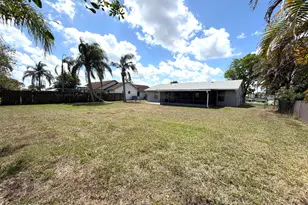 357 Las Palmas St, Royal Palm Beach, FL 33411 - Photo 19