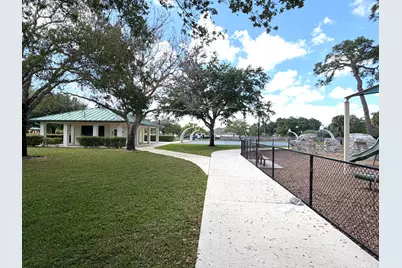 357 Las Palmas Street, Royal Palm Beach, FL 33411 - Photo 31