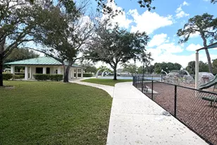 357 Las Palmas St, Royal Palm Beach, FL 33411 - Photo 31