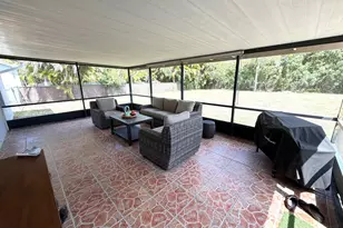 357 Las Palmas St, Royal Palm Beach, FL 33411 - Photo 17