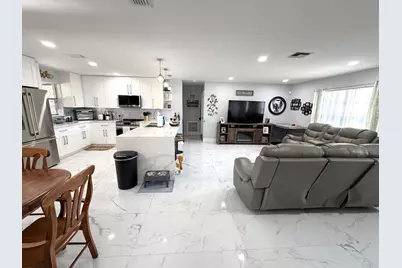 357 Las Palmas Street, Royal Palm Beach, FL 33411 - Photo 9