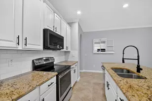 10457 Wellington Parc Dr, Wellington, FL 33449 - Photo 9