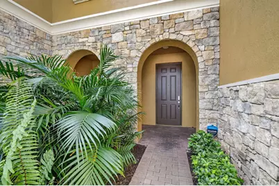 10457 Wellington Parc Drive, Wellington, FL 33449 - Photo 3