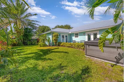 10600 SE Gomez Avenue, Hobe Sound, FL 33455 - Photo 47