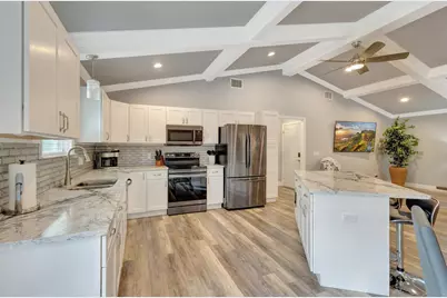 10600 SE Gomez Avenue, Hobe Sound, FL 33455 - Photo 17