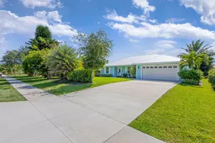 10600 SE Gomez Ave, Hobe Sound, FL 33455 - Photo 1