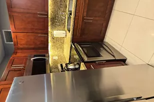 278 Windsor, West Palm Beach, FL 33417 - Photo 3