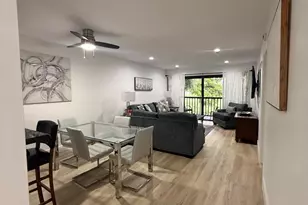 464 Brackenwood Ln S, Palm Beach Gardens, FL 33418 - Photo 5