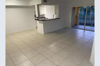 9640 NW 2 Street #208, Pembroke Pines, FL 33024 - Photo 7