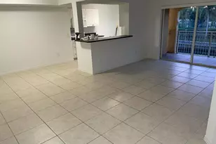 9640 NW 2nd St, Pembroke Pines, FL 33024 - Photo 7