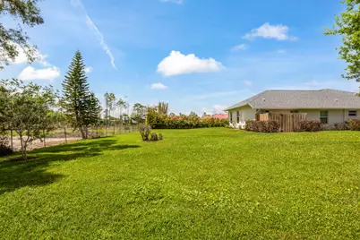 12878 N 70th Pl Place N, The Acreage, FL 33412 - Photo 37