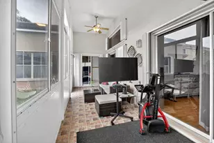 495 Carrington Ln, Weston, FL 33326 - Photo 29