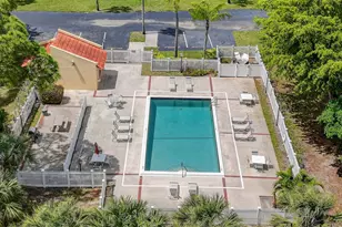 918 SW 9th St Cir, Boca Raton, FL 33486 - Photo 37