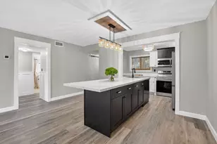 918 SW 9th St Cir, Boca Raton, FL 33486 - Photo 1