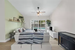 1127 NW 9th St, Boynton Beach, FL 33426 - Photo 9