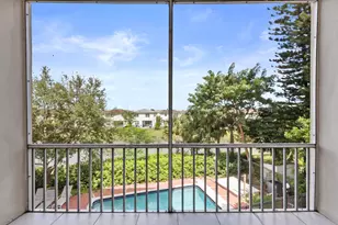 1101 Crystal Lake Dr, Deerfield Beach, FL 33064 - Photo 15