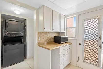 1101 Crystal Lake Drive #309, Deerfield Beach, FL 33064 - Photo 5