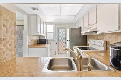 1101 Crystal Lake Drive #309, Deerfield Beach, FL 33064 - Photo 3