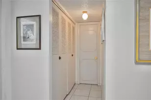 5171 W Oakland Park Blvd, Lauderdale Lakes, FL 33313 - Photo 11