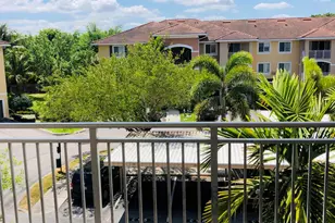 6510 Emerald Dunes Dr, West Palm Beach, FL 33411 - Photo 9