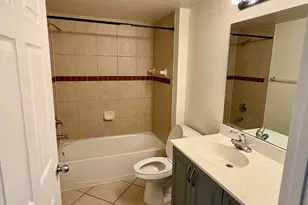 6510 Emerald Dunes Dr, West Palm Beach, FL 33411 - Photo 11