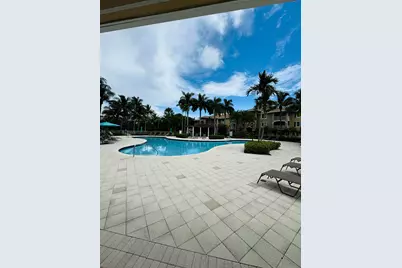 6510 Emerald Dunes Drive #304, West Palm Beach, FL 33411 - Photo 15