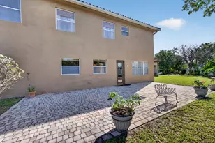 659 Cresta Cir, West Palm Beach, FL 33413 - Photo 49