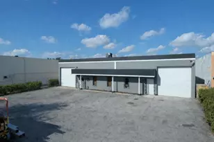 8085 NW 98th St, Hialeah Gardens, FL 33016 - Photo 1