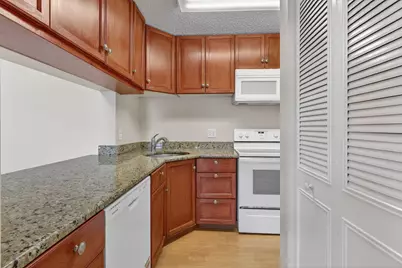 624 Sea Pine Way #B3, Greenacres, FL 33415 - Photo 13